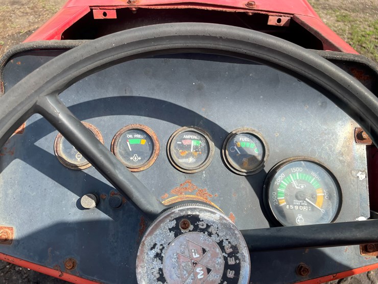 massey-ferguson-245-image-16