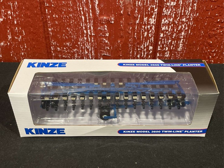 kinze-3600-image-3