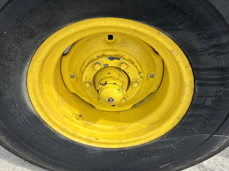 1983-john-deere-6620-image-49