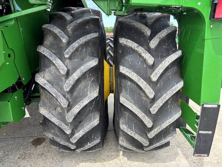 2017-john-deere-s680-image-41