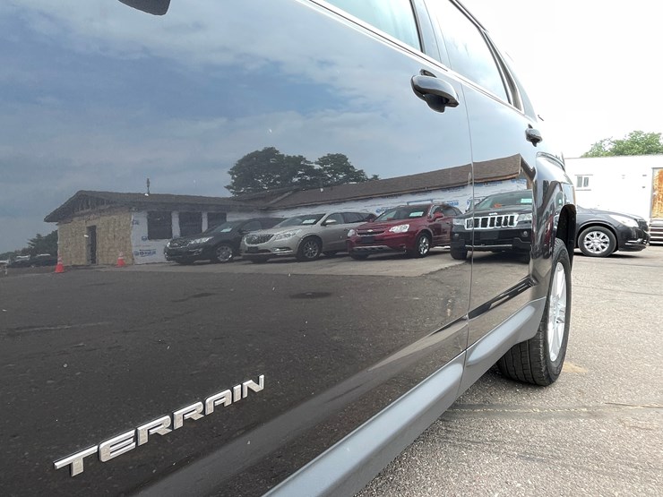 2016-gmc-terrain-sle-image-17