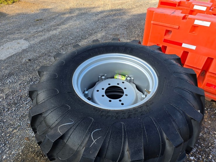 new-2-18.4-24-tractor-tires-&-rims-image-5