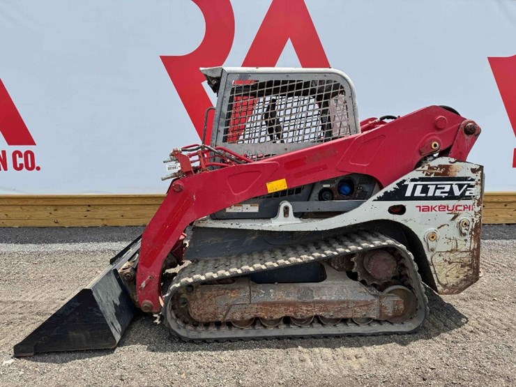 takeuchi-tl12v2-image-1
