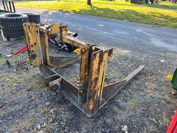 bale-forks-image-3