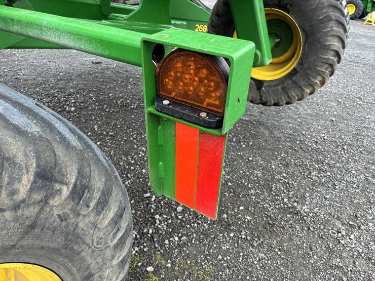 2020-john-deere-2680h-image-49