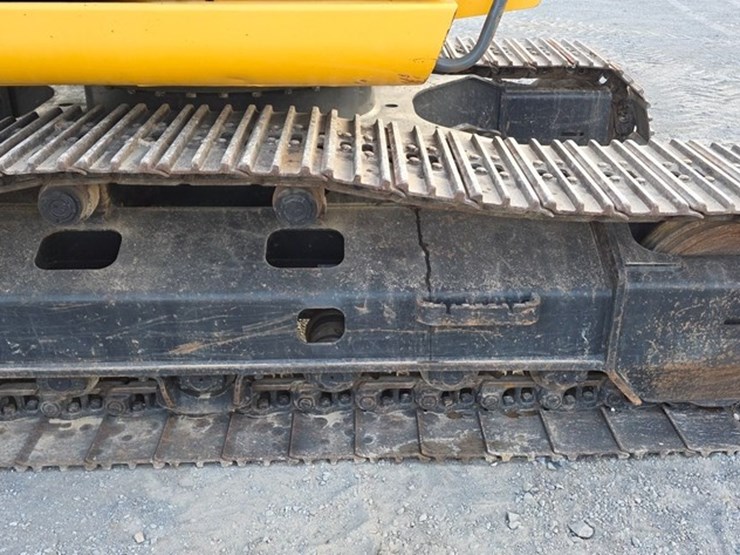 2013-deere-160g-lc-image-34