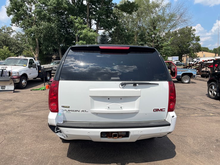 2007-gmc-yukon-xl-image-23