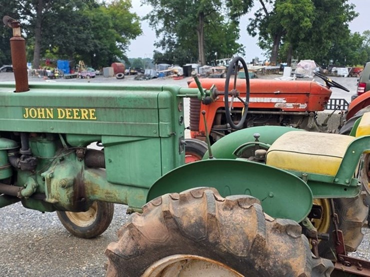 john-deere-m-image-13