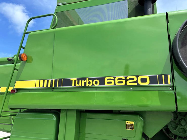 1983-john-deere-6620-image-26