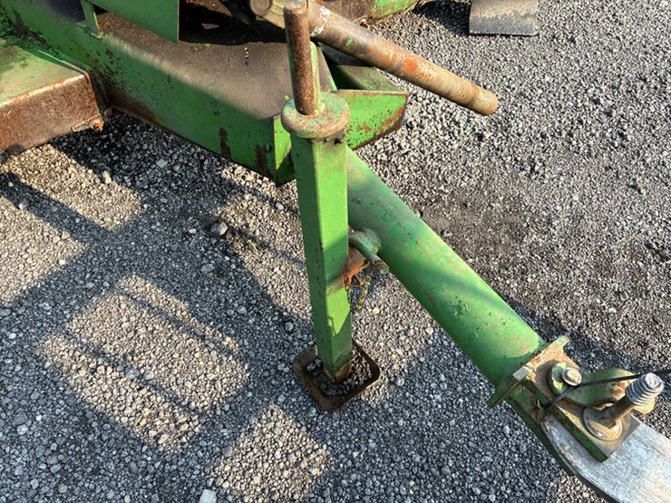 john-deere-27-image-11