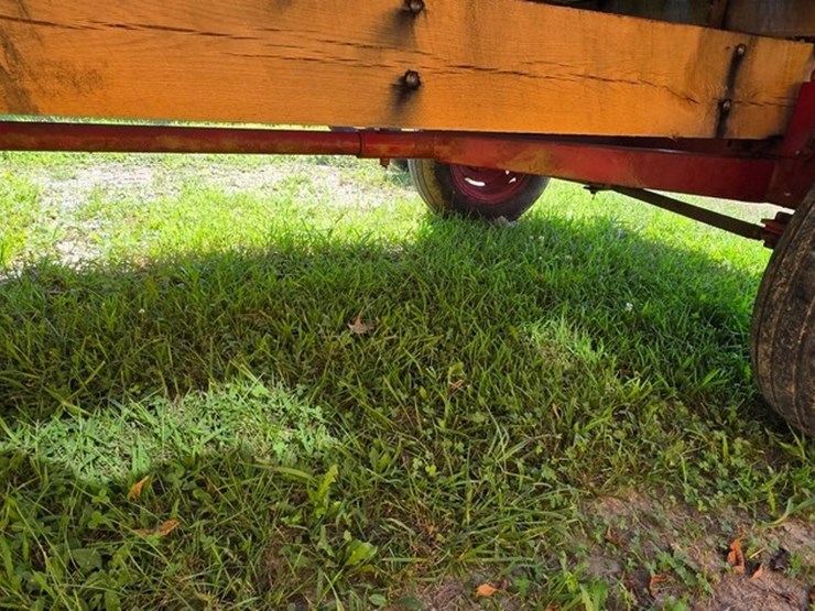 8x18-metal-rack-hay-wagon-image-9