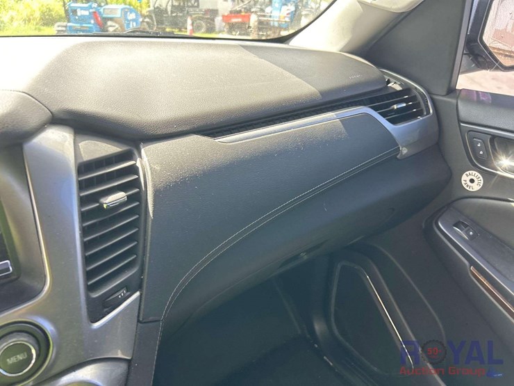 2018-chevrolet-tahoe-image-18