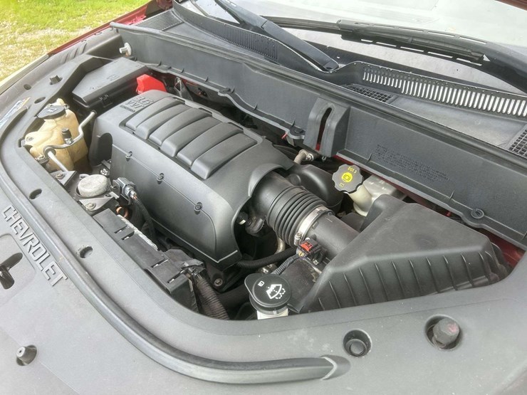 2012-chevrolet-traverse-ltz-image-8
