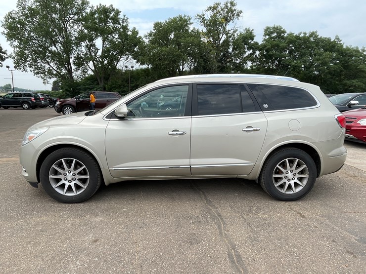 2014-buick-enclave-image-8