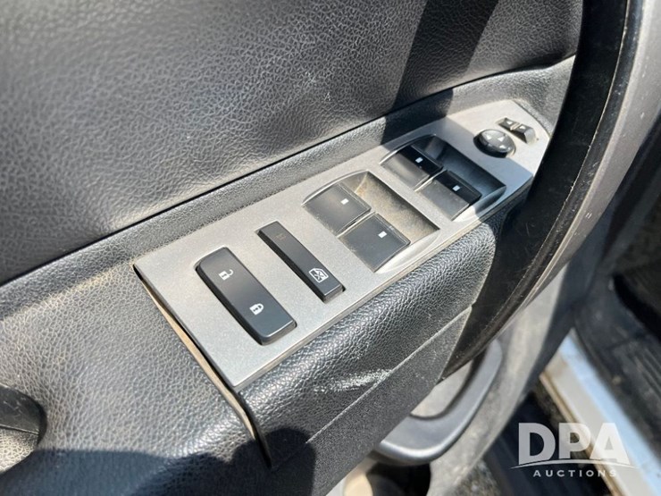 2012-chevrolet-silverado-image-45