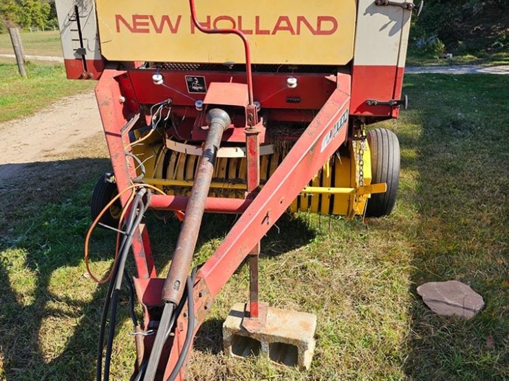new-holland-630-image-3
