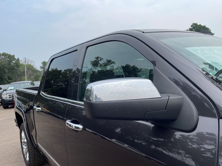 2016-chevrolet-silverado-image-34