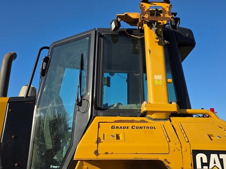 2019-caterpillar-d6n-lgp-image-19