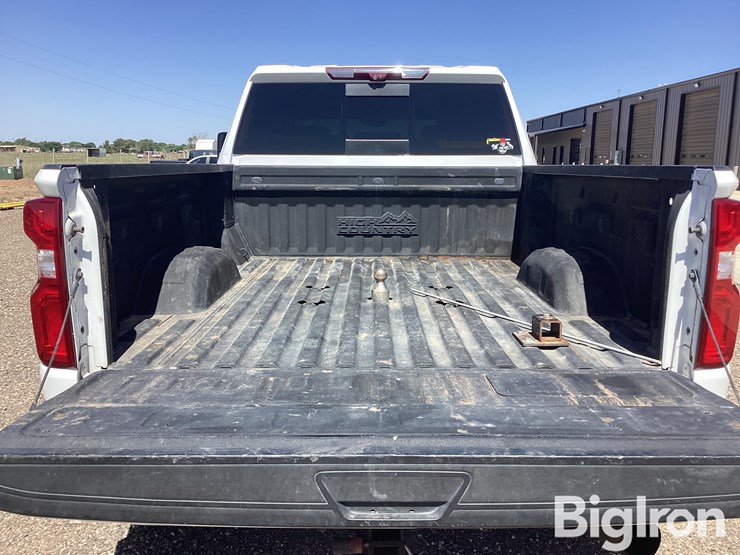 2020-chevrolet-silverado-2500-image-18