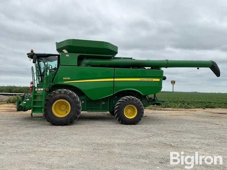 2013-john-deere-s670-image-8