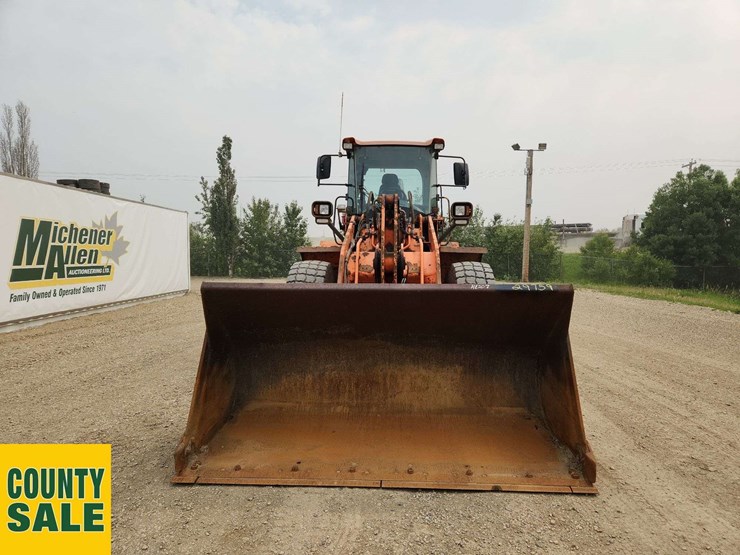 2015-doosan-dl250-3-image-13