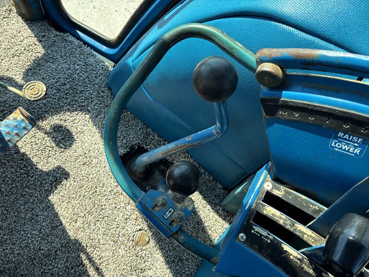 ford-tw25-image-67