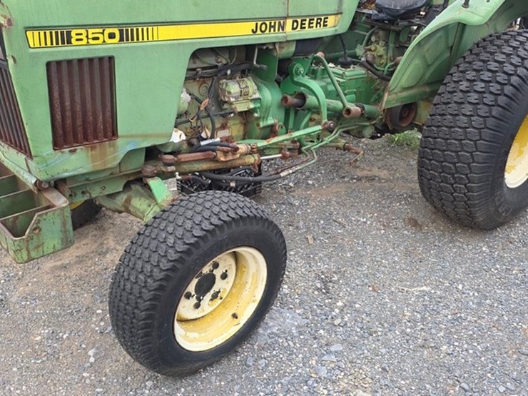 john-deere-850-image-14