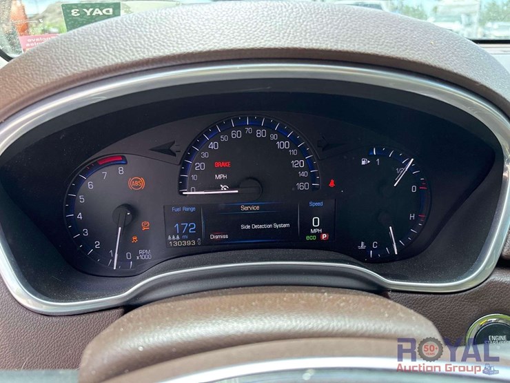 2013-cadillac-srx-image-15