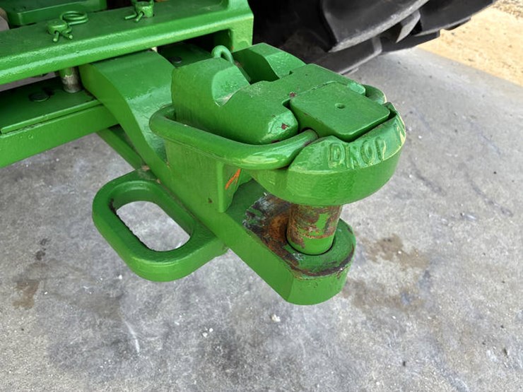 2022-john-deere-8r-310-image-36