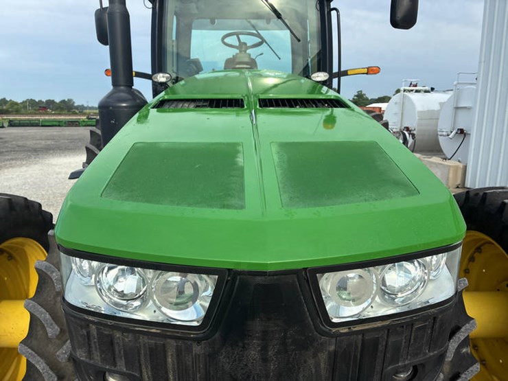 2012-john-deere-8360r-image-18