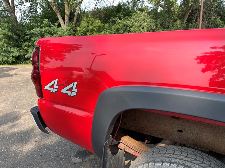 2006-chevrolet-silverado-2500-image-37