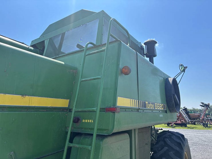 1981-john-deere-6620-image-24