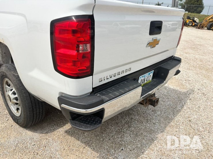 2015-chevrolet-2500hd-image-29
