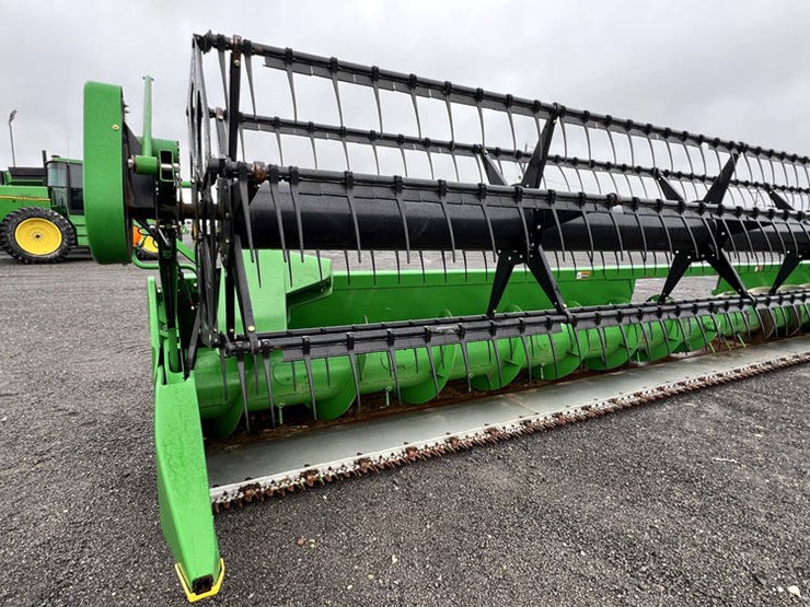 2012-john-deere-635f-image-11