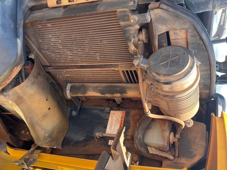 komatsu-pc27mr-2-image-28
