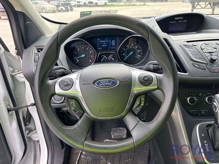 2013-ford-escape-image-13