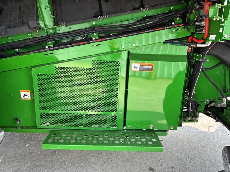 2017-john-deere-s680-image-63