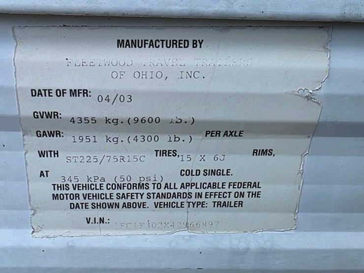 2003-fleetwood-2-axle-camper-(title)-image-5