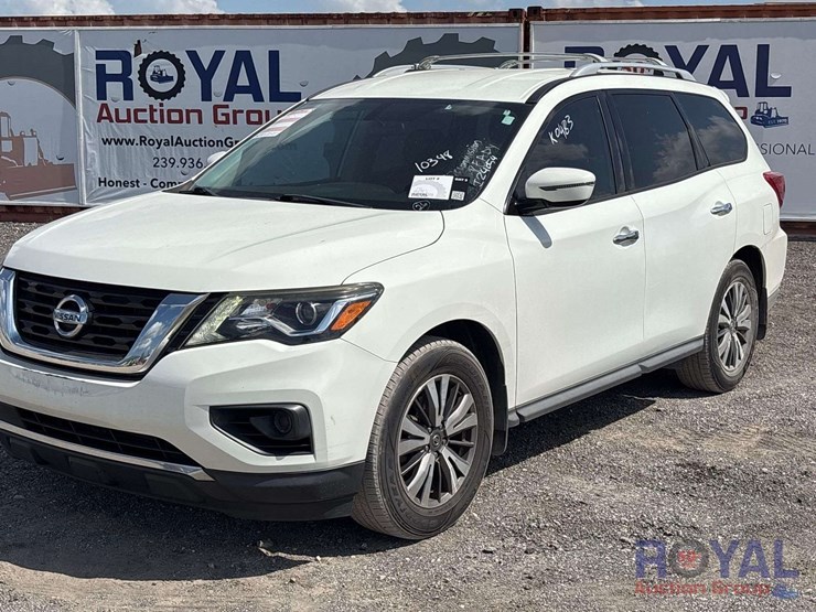 2017-nissan-pathfinder-image-1