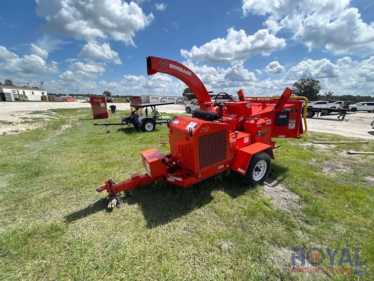 2016-e-z-beever-m12r-towable-brush-chipper-image-13