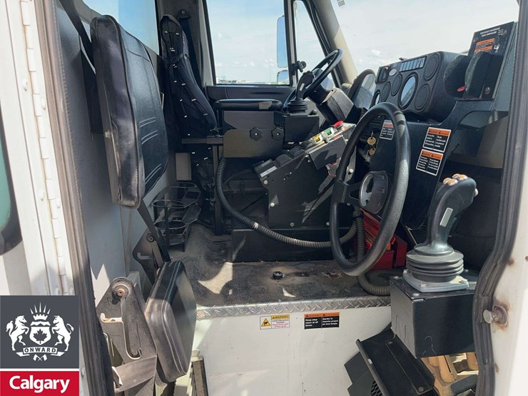 2016-international-workstar-7400-image-17
