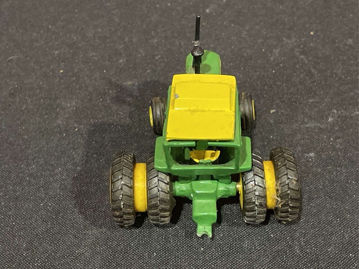 john-deere-6030-image-5