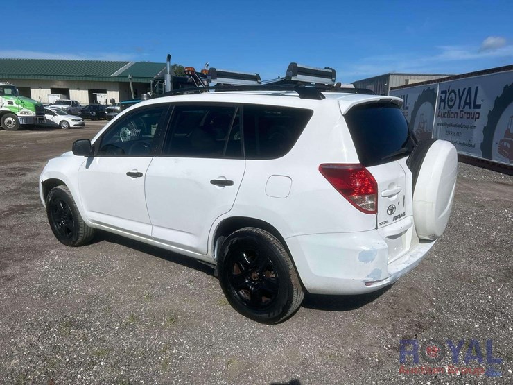 2008-toyota-rav4-image-4