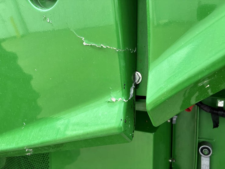 2014-john-deere-s680-image-31