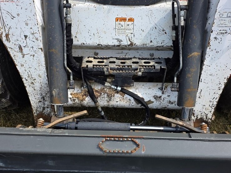 2020-bobcat-s850-image-35
