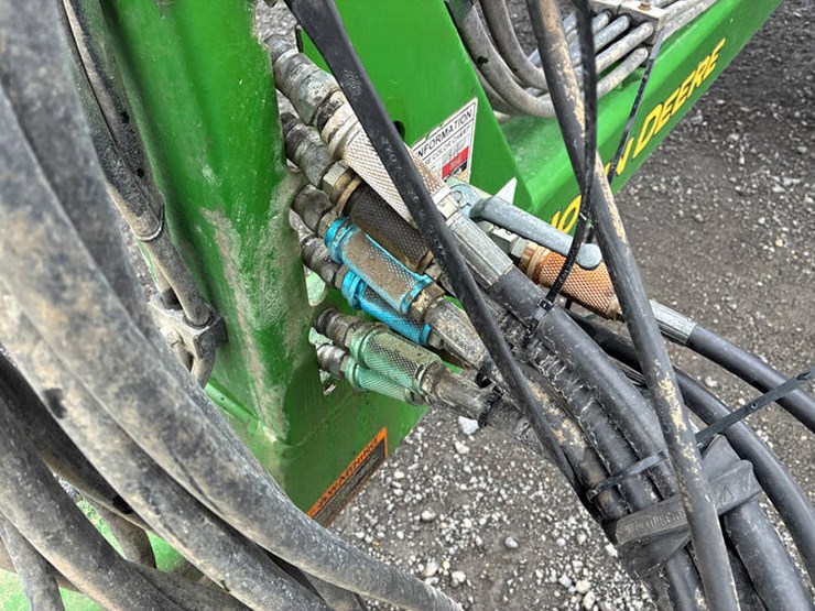 2020-john-deere-2680h-image-13