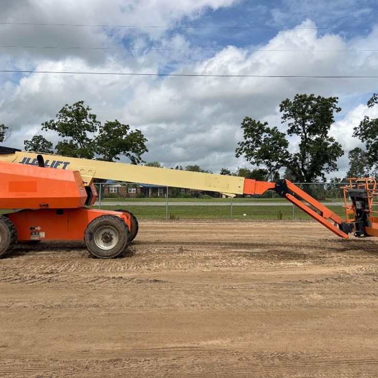 2005 JLG 660SJ