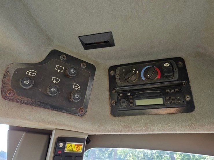 2009-caterpillar-140m-vhp-image-79