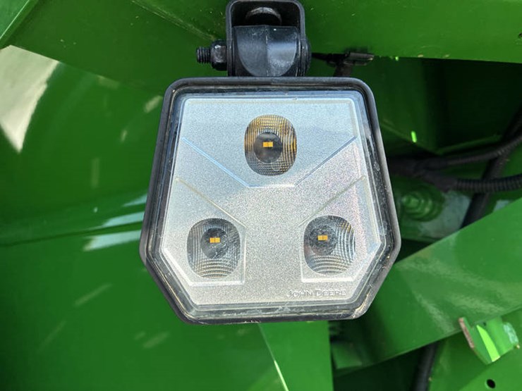 2024-john-deere-s780-image-21