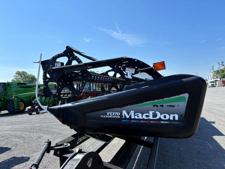 2012-mac-don-fd70-image-2